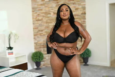 Layton Benton