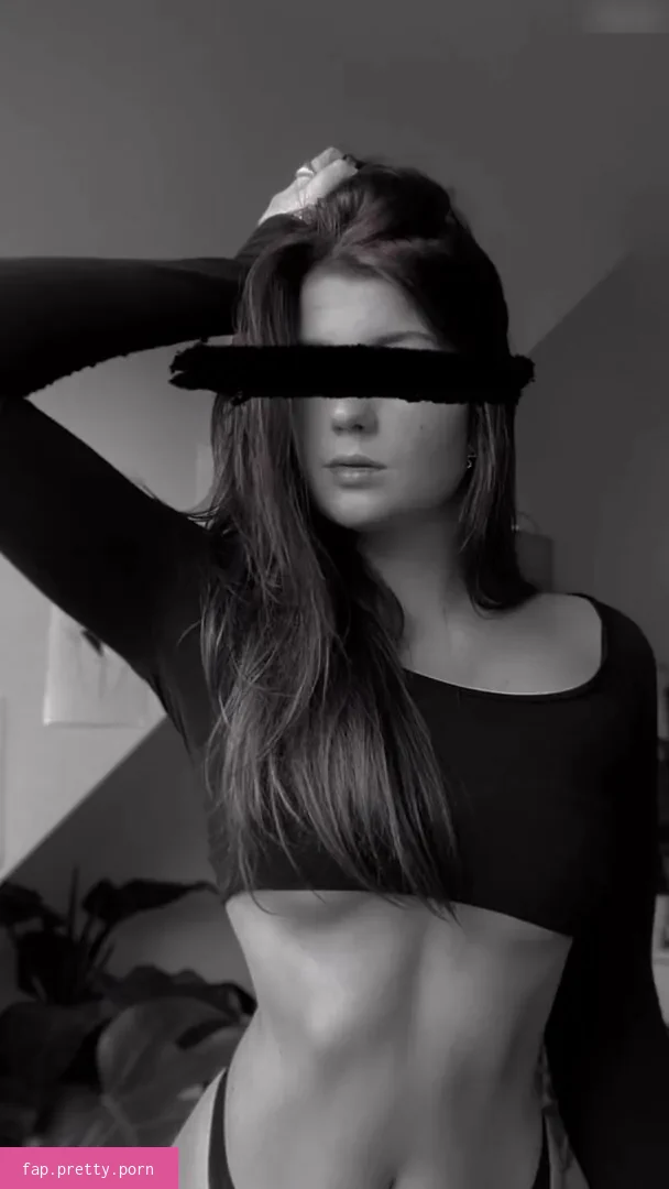 Leonie Busse - Photo #07