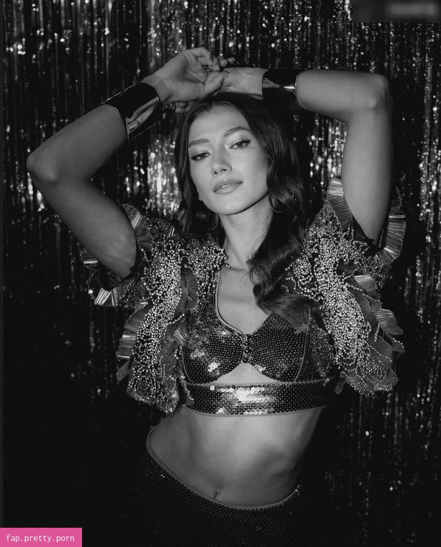 Leony Burger - Photo #83