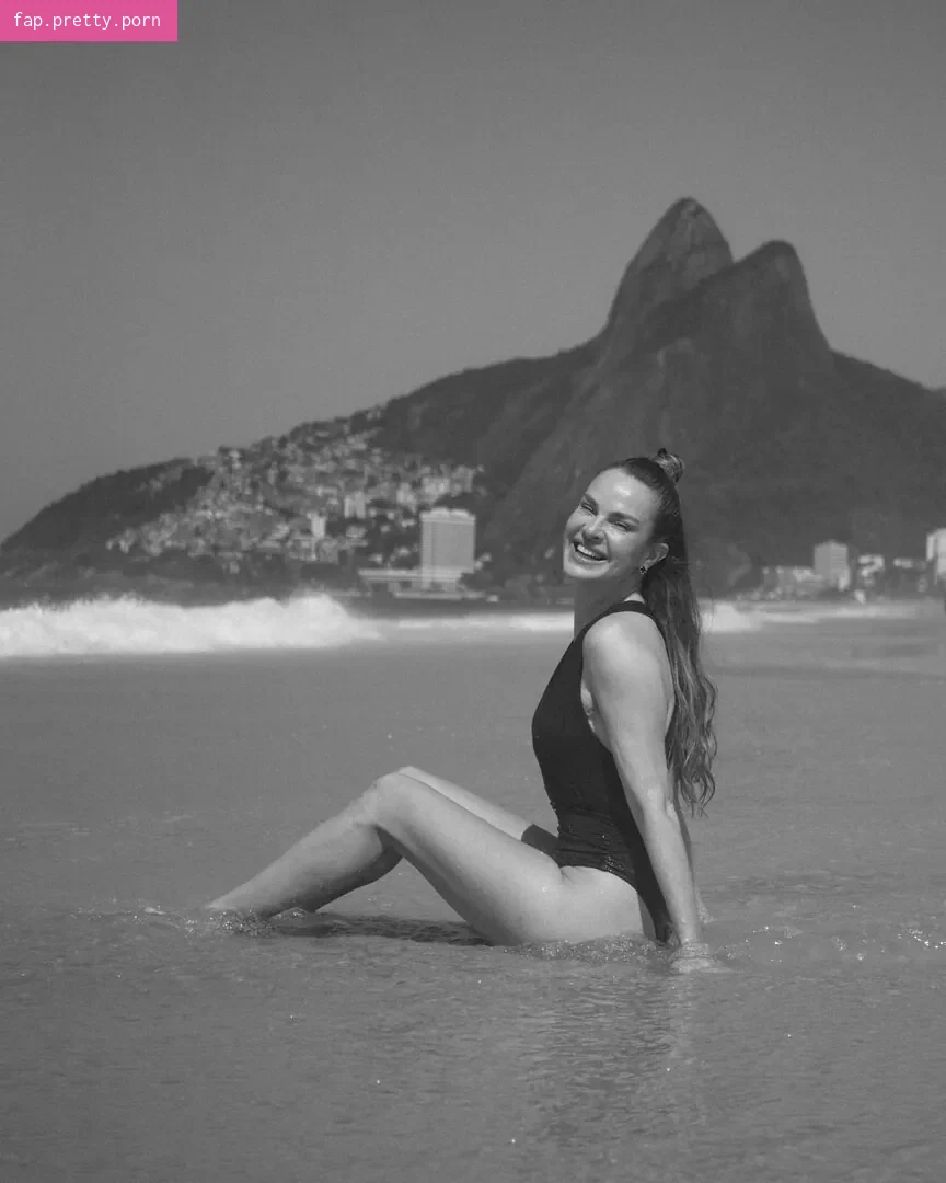 Leticia Birkheuer - Photo #30