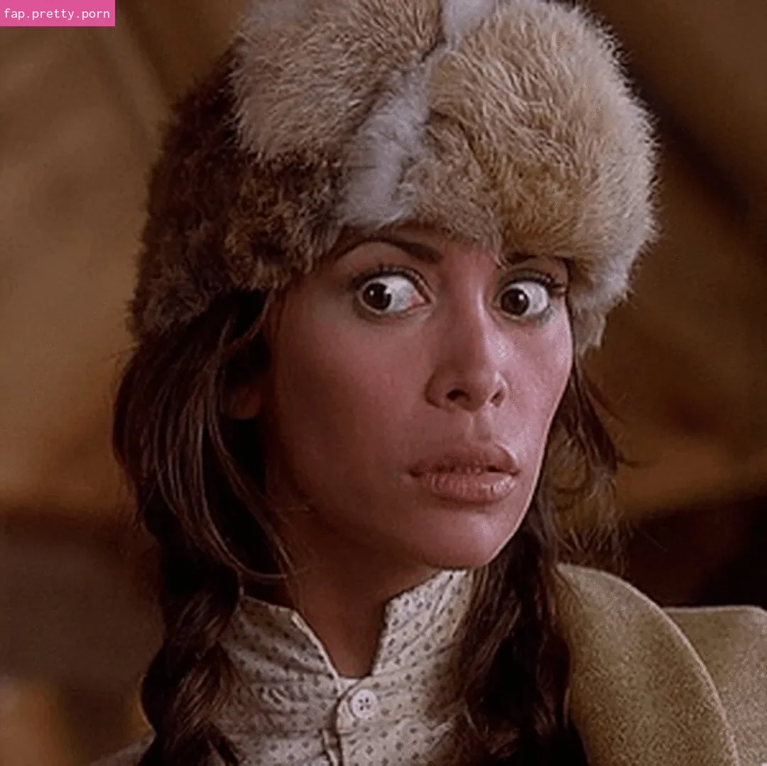 Lisa Barbuscia - Photo #17