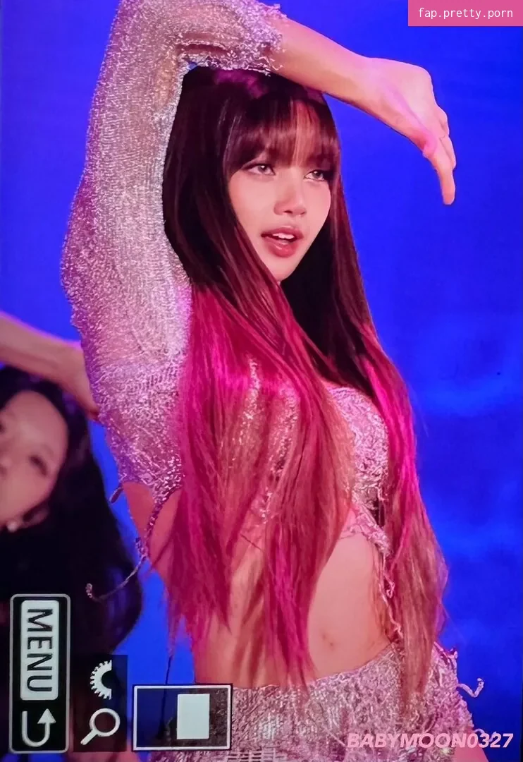 Lisa Blackpink - Photo #29