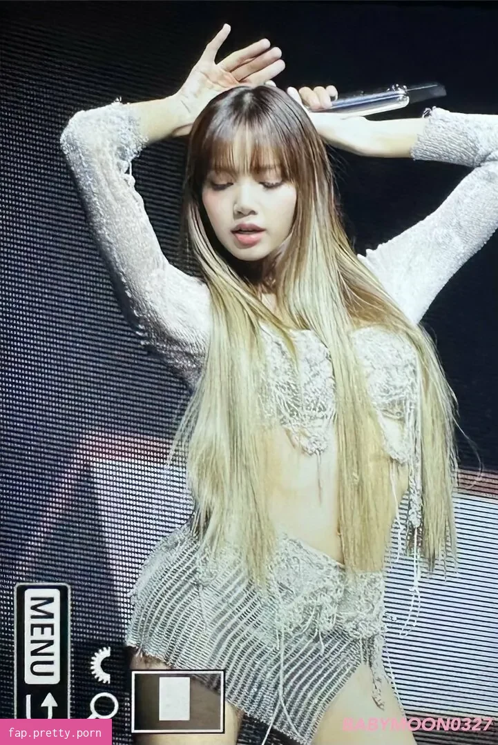 Lisa Blackpink - Photo #33