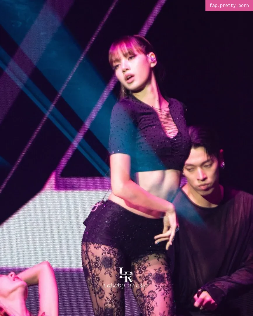Lisa Blackpink - Photo #27