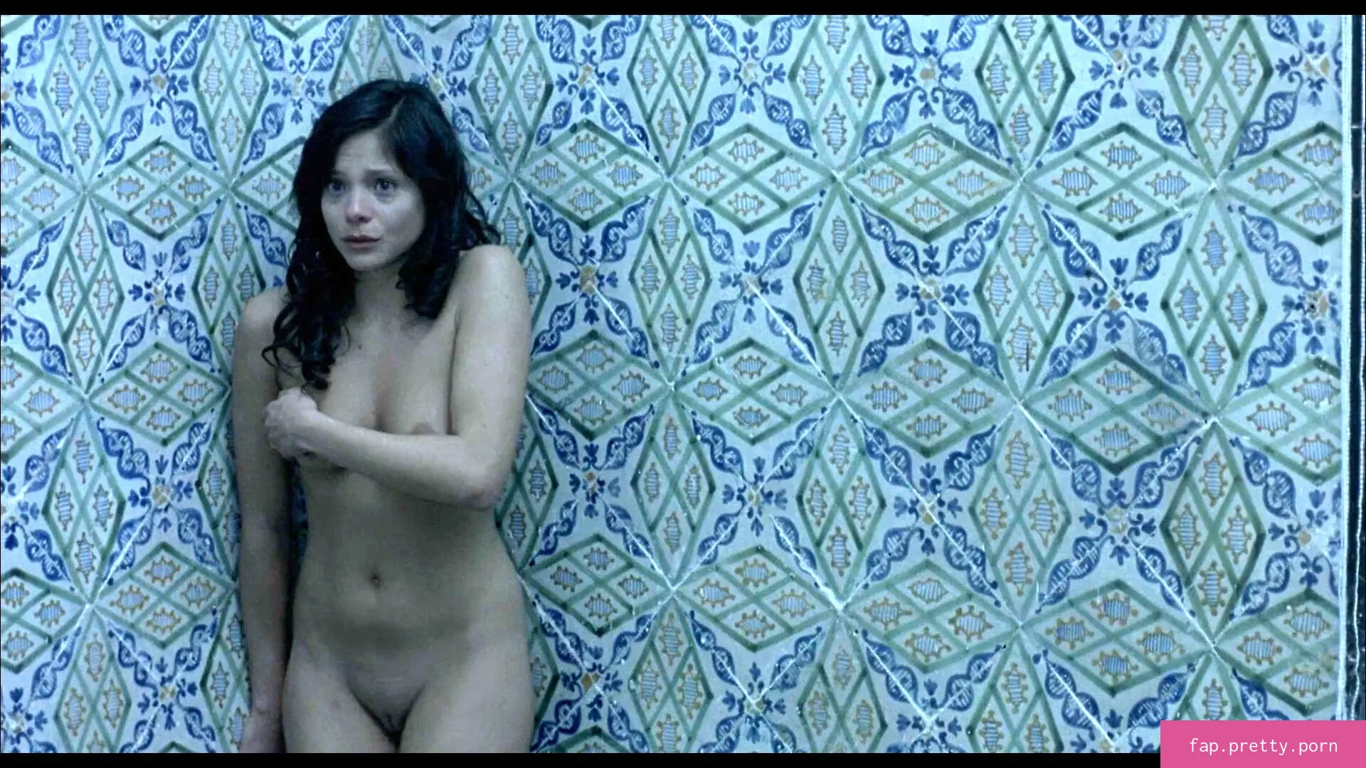Lizzie Brocheré - Photo #21