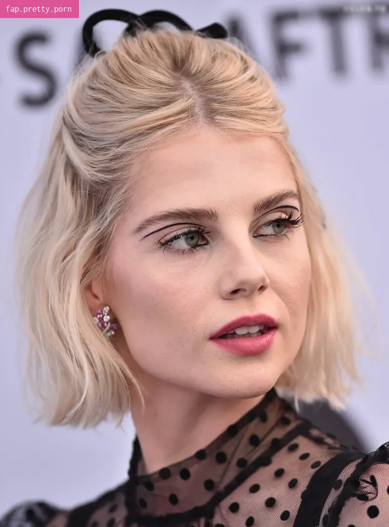 Lucy Boynton - Photo #90