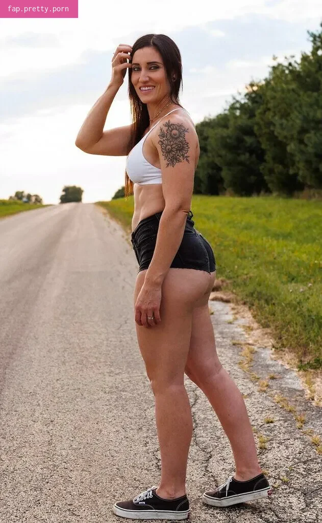 Lesley Cusumano - Photo #06