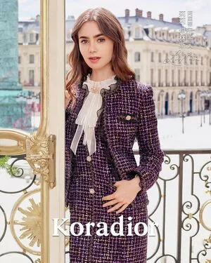 Lily Collins