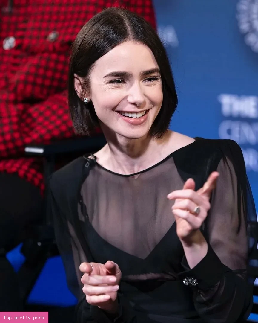 Lily Collins - Photo #04