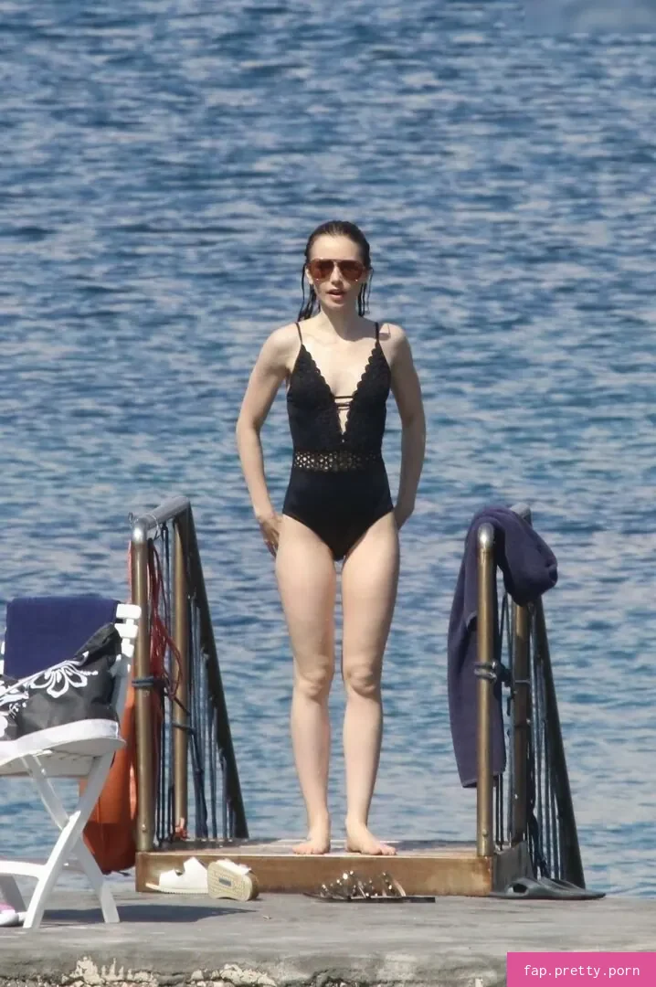 Lily Collins - Photo #12