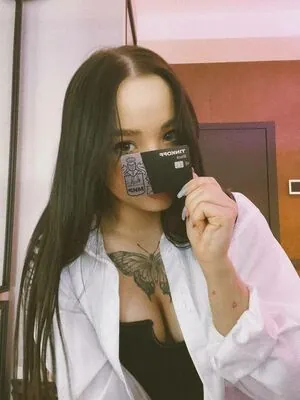 lyna_com