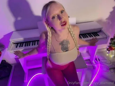 ladyy_diamond