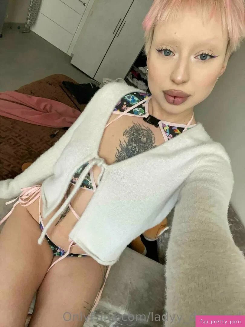 ladyy_diamond - Photo #76