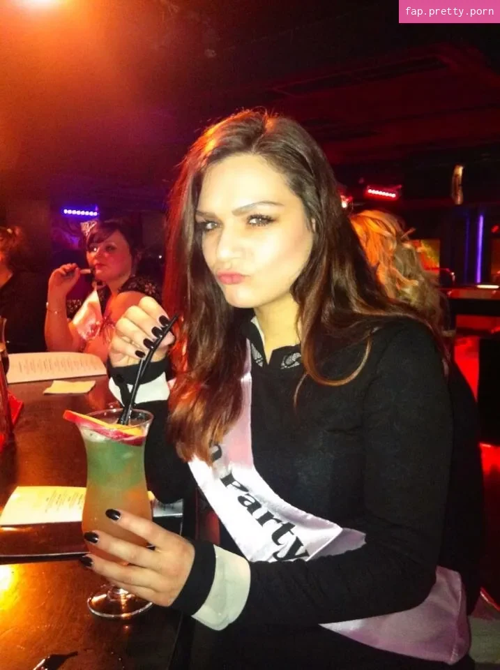 Lana D - Photo #03