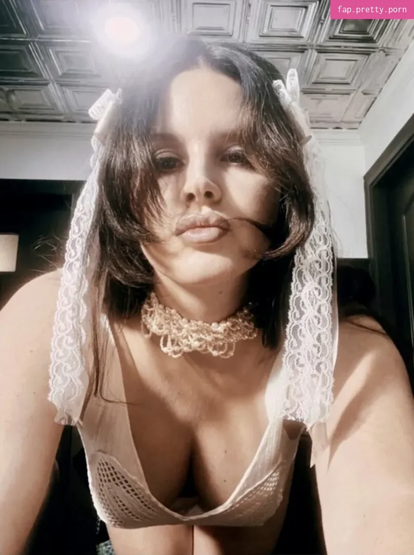 Lana Del Rey - Photo #37