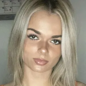 Lily Dobbs
