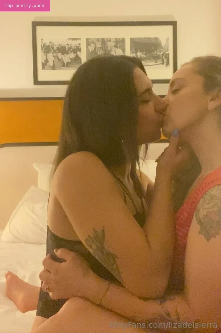 Liza Del Sierra - Photo #24