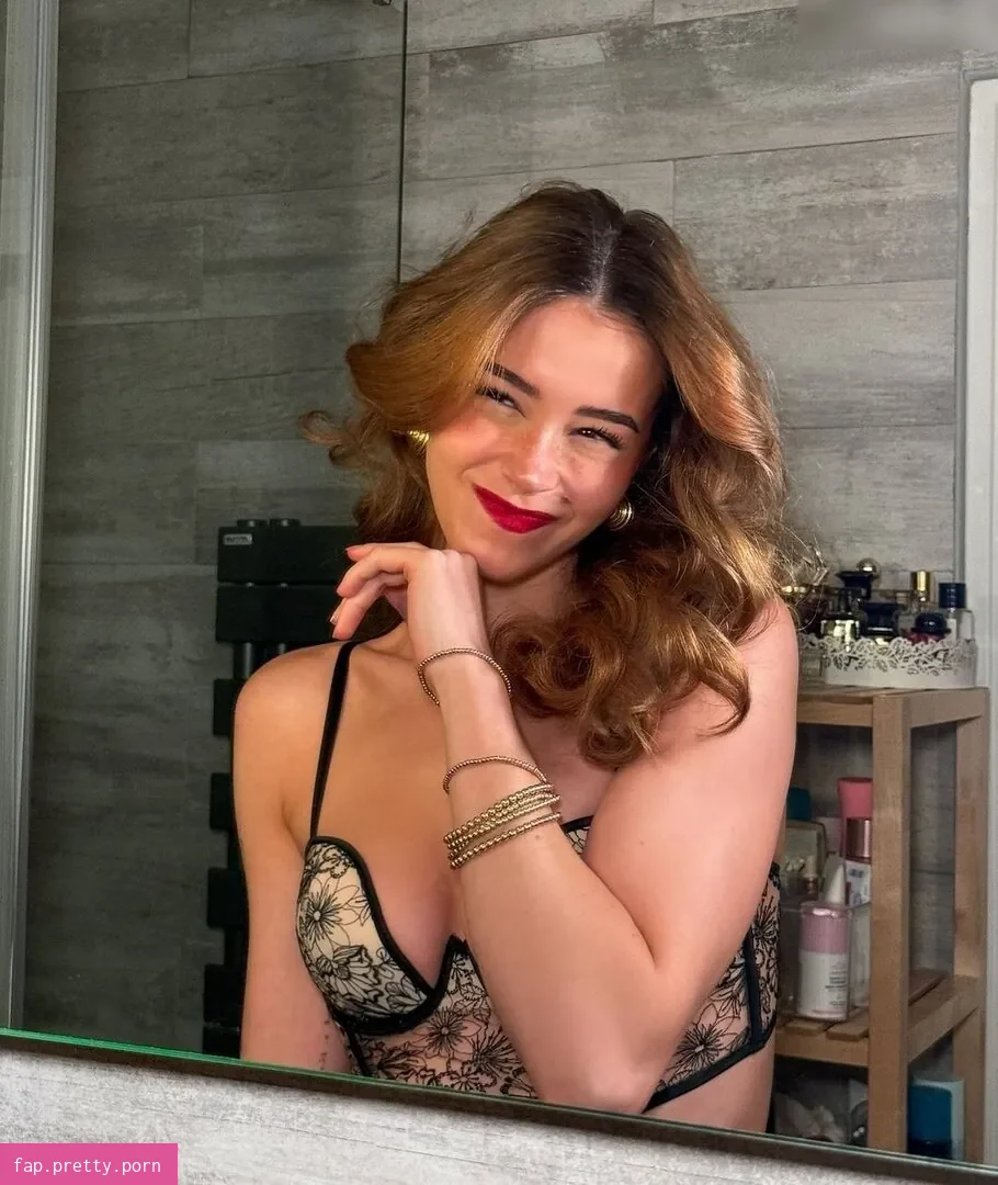 Léa Elui - Photo #76