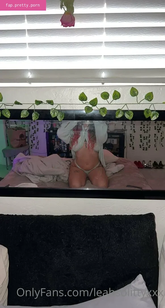 leahsolittyxxx - Photo #01