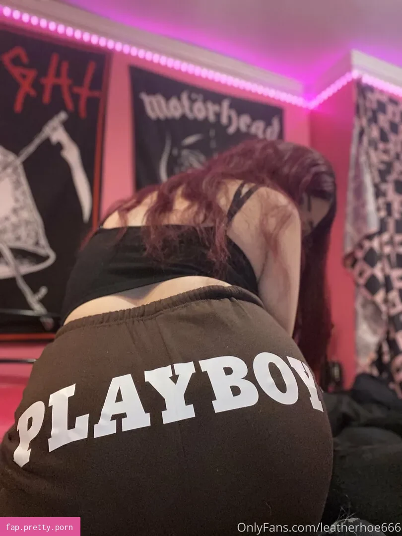 leatherhoe666 - Photo #00