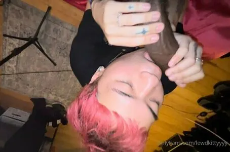 lewdkittyyyy