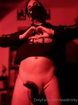 lewdtricky