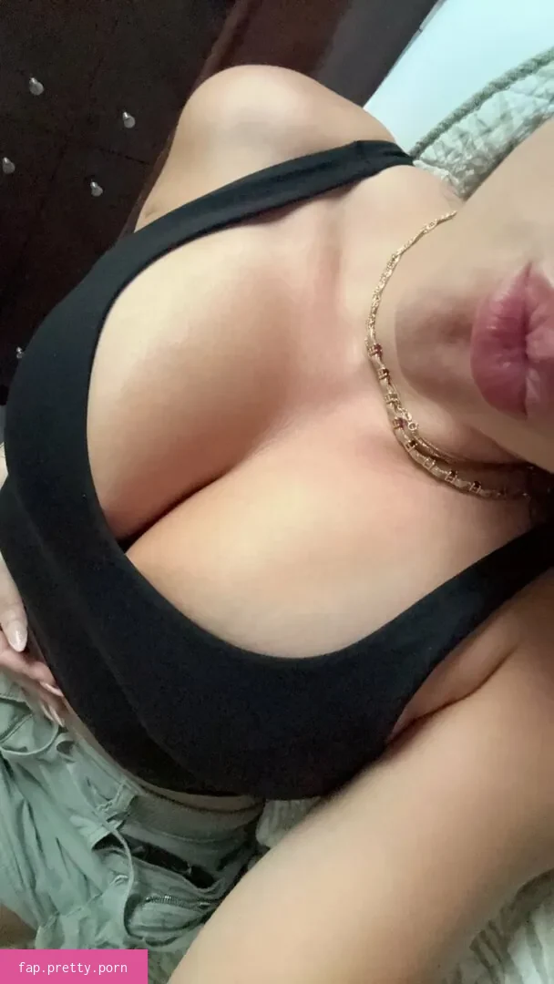 LewdZoe - Photo #01