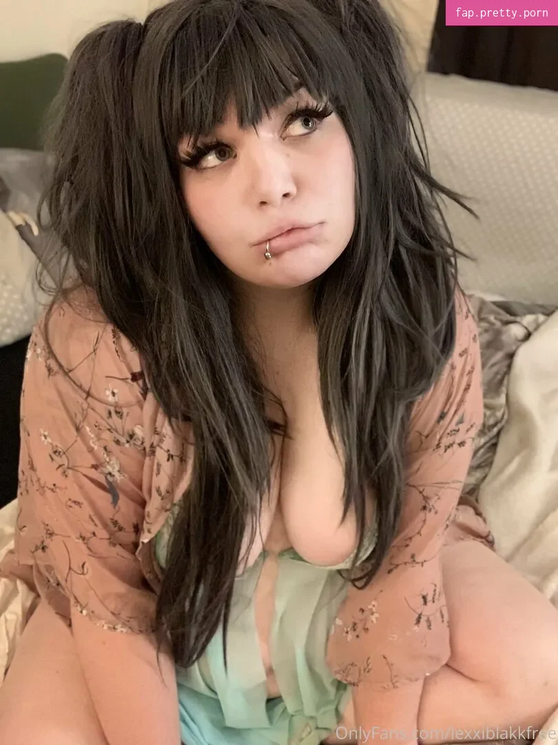 lexxiblakkfree - Photo #02