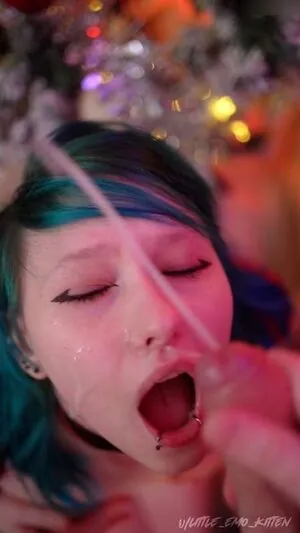 little_emo_kitten