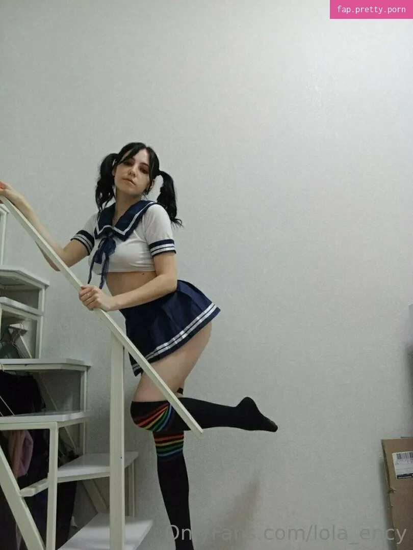 lola_ency - Photo #01
