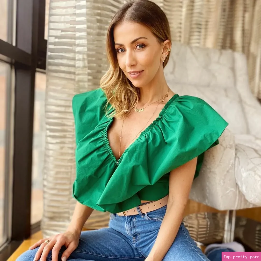 Laura Figueiredo - Photo #10