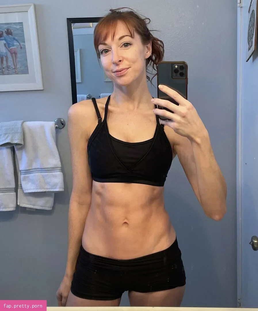 Lisa Foiles - Photo #42