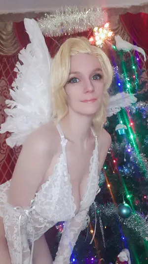 Little Finch Cosplay