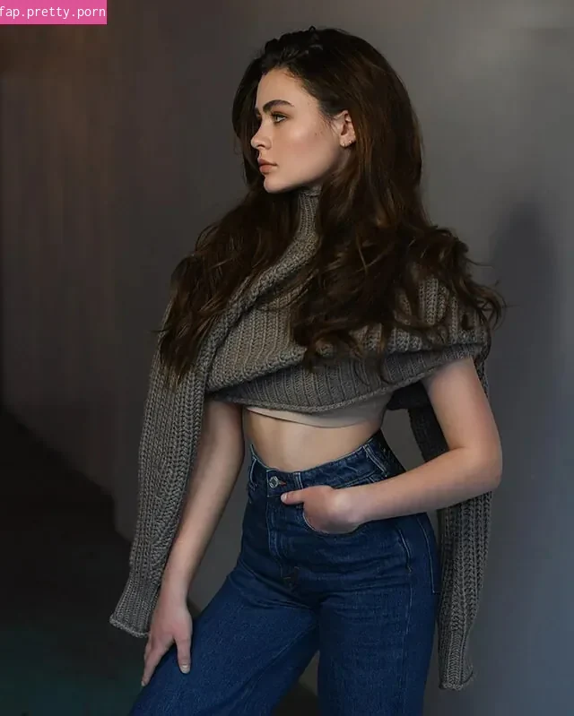 Lola Flanery - Photo #14
