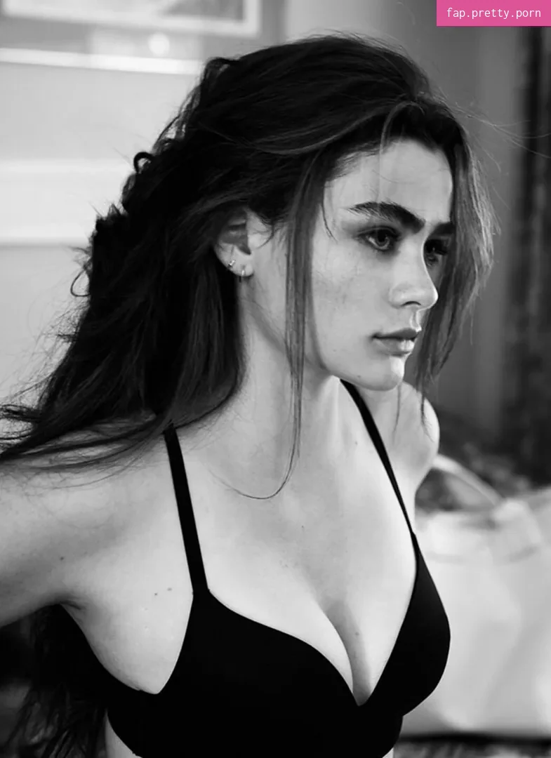 Lola Flanery - Photo #21
