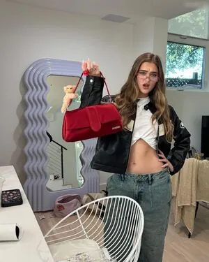 Lizzy Greene