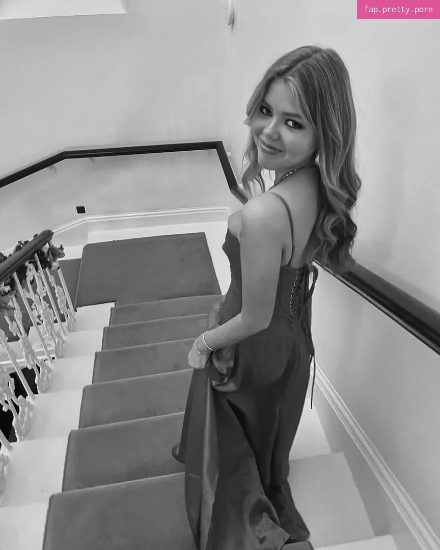 Lexi Hughes - Photo #43