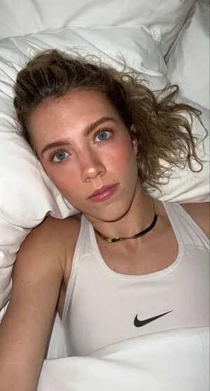 Lexie Hull- WNBA Basketballer