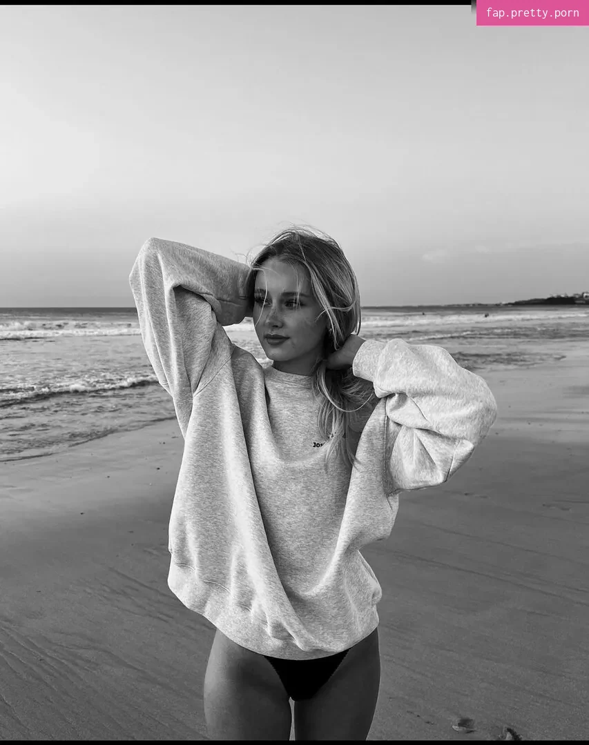 Lili Hamann - Photo #00