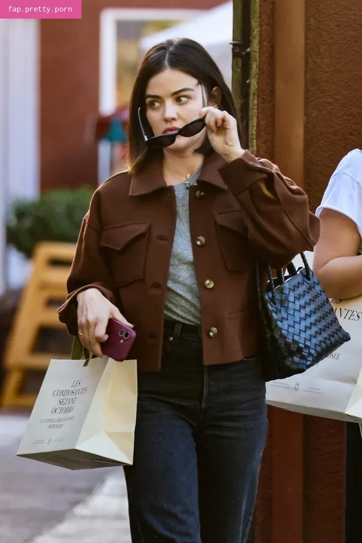 Lucy Hale - Photo #06