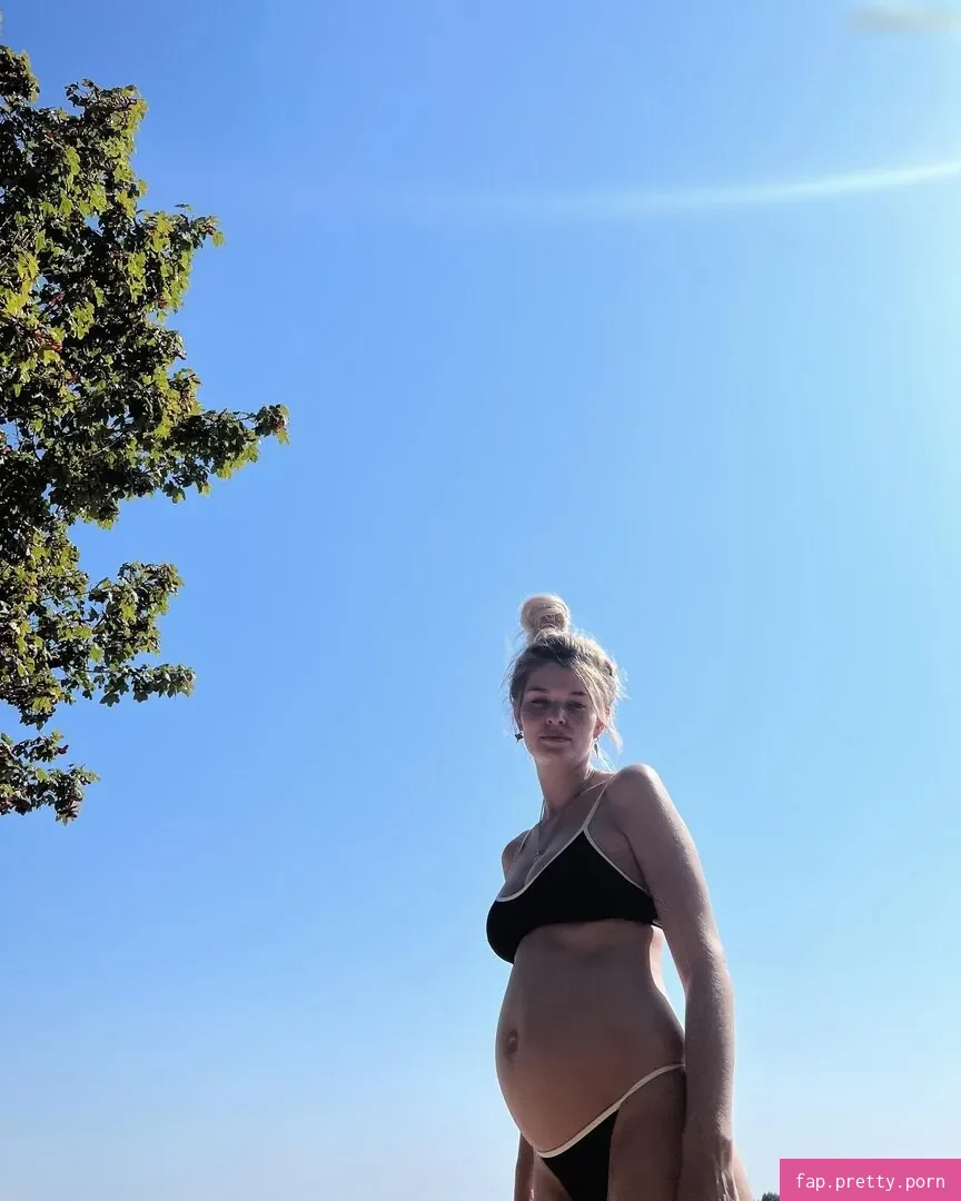 Luisa Hartema - Photo #23