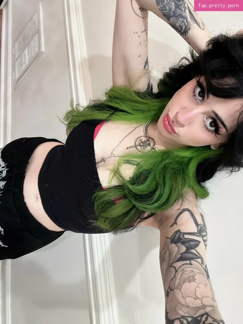 lilbatty - Photo #31