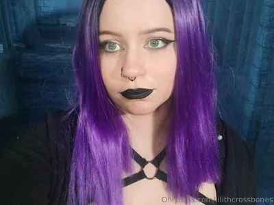 lilithcrossbones