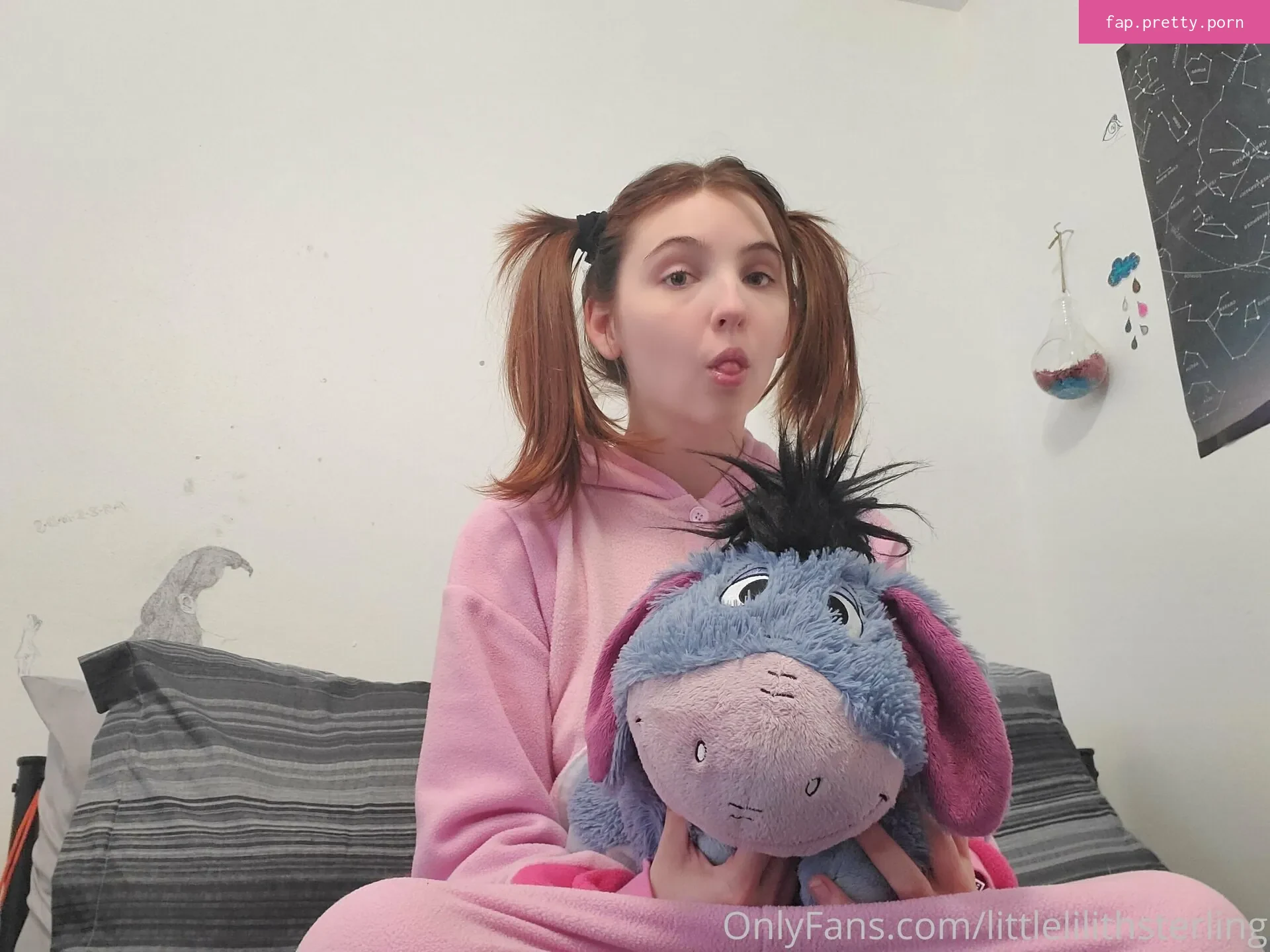 lilithsterling - Photo #24
