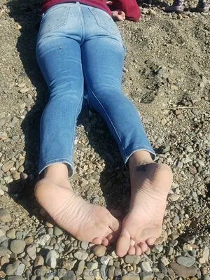 lilmisslongtoes7410