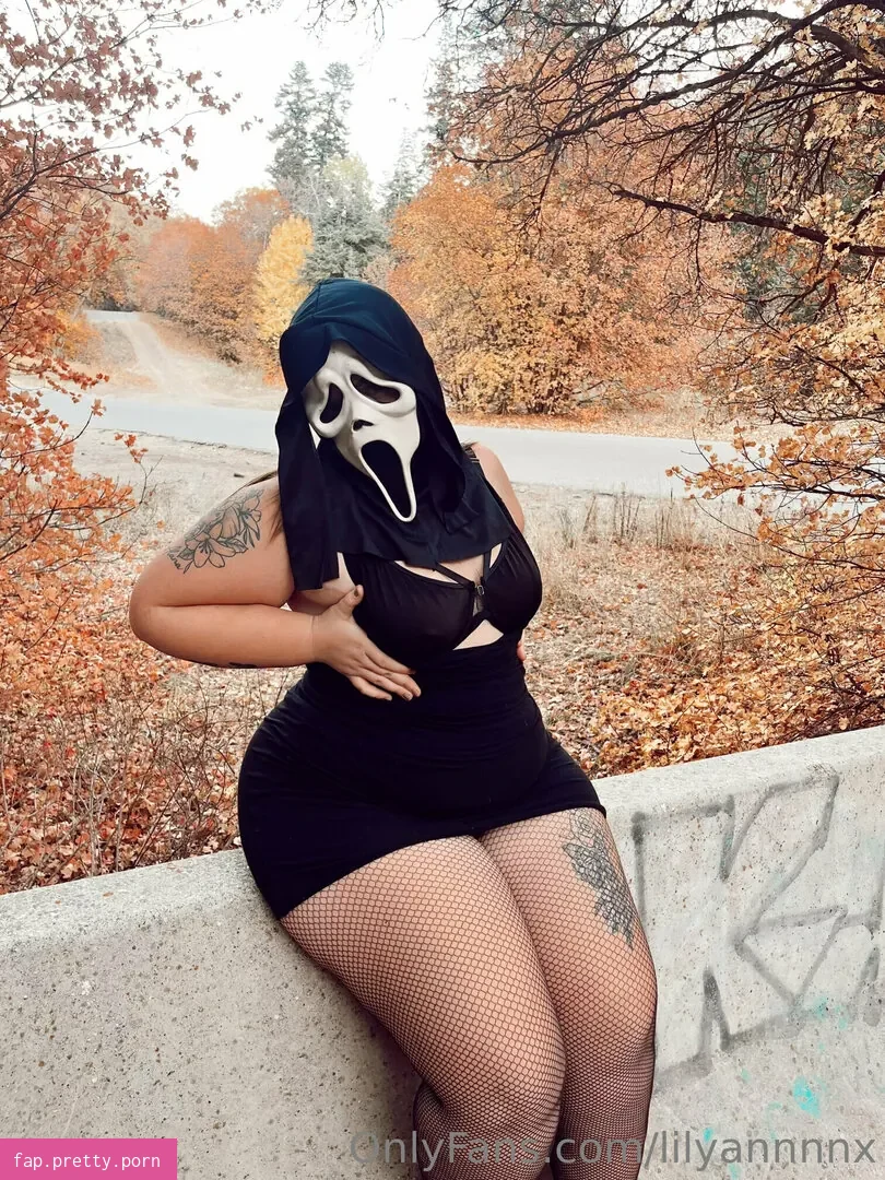 lilyannnnx - Photo #03