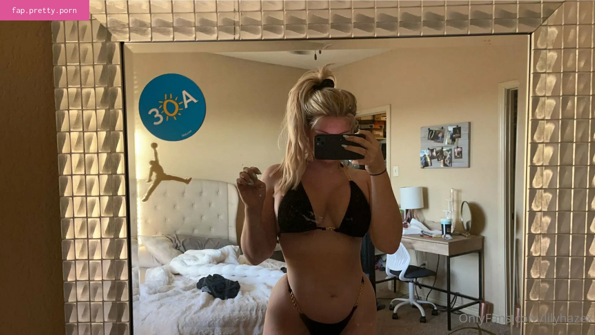 lilyhazex - Photo #02