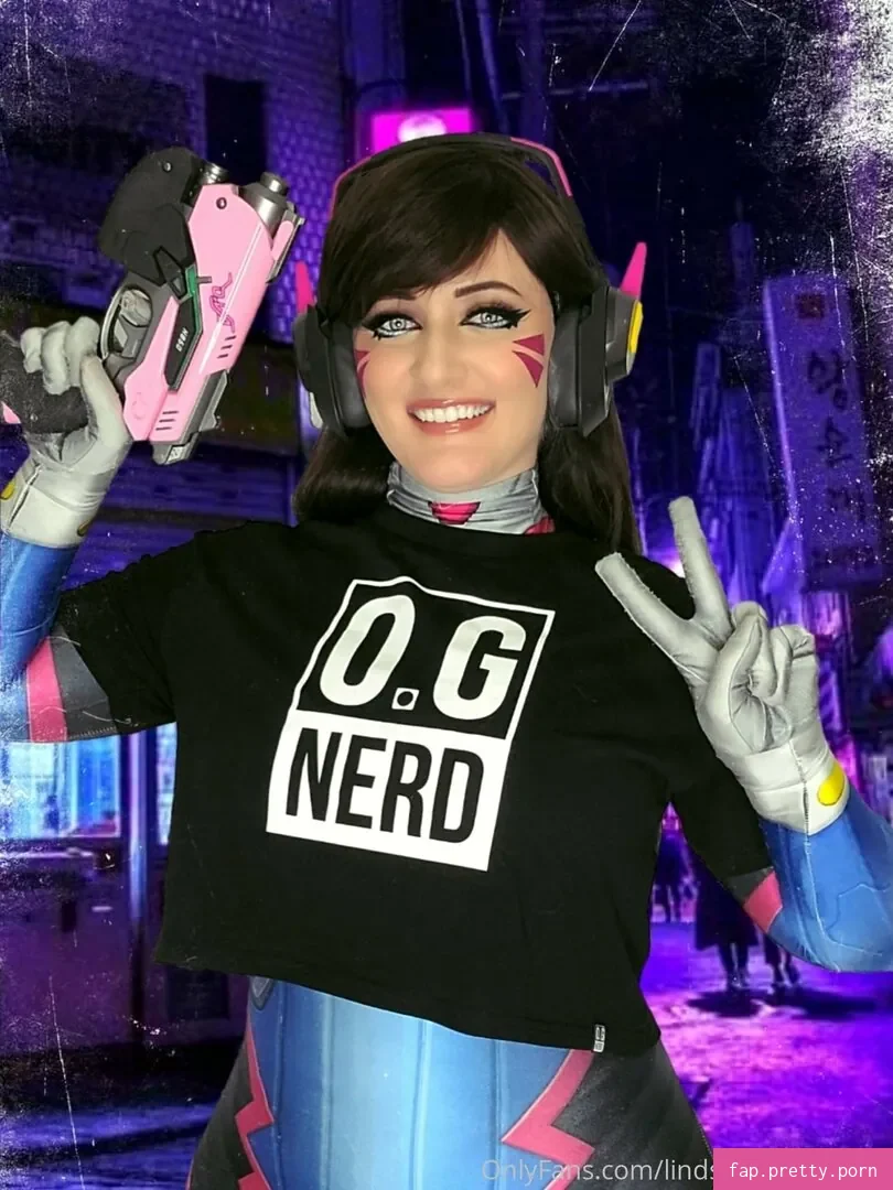 lindsaylovecosplay - Photo #13