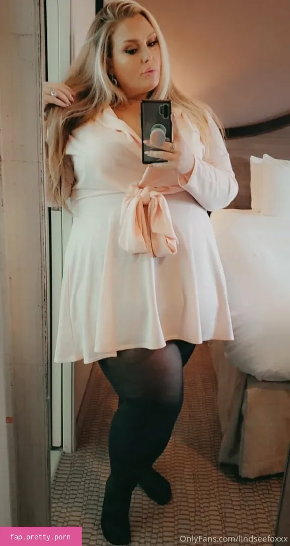 lindseefoxxx - Photo #30