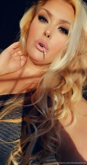 lindseefoxxx